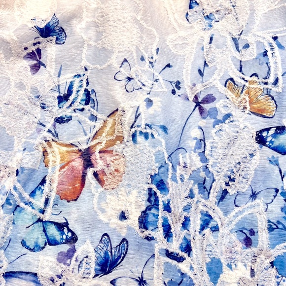 Alfred Dunner Women's In Full Bloom Butterfly Border Jacquard V Neck Top NWT - Picture 11 of 14